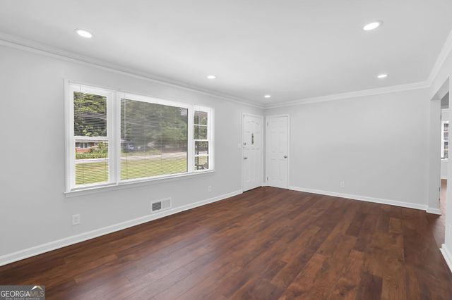 1655 Lucelle Avenue, Stone Mountain, GA 30087