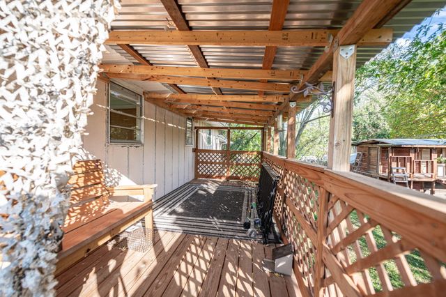 4104 LAMP LN, Columbia, MO 65202