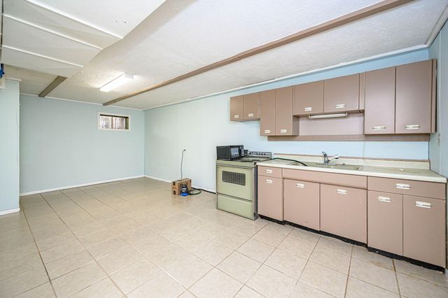 4104 LAMP LN, Columbia, MO 65202