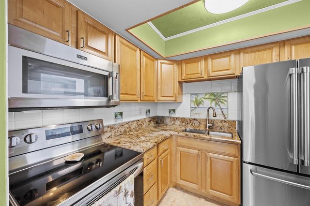 1820 New Palm Way 308, Boynton Beach, FL 33435