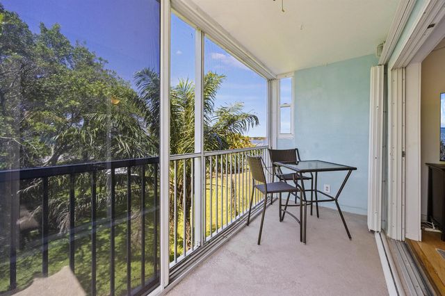 1820 New Palm Way 308, Boynton Beach, FL 33435