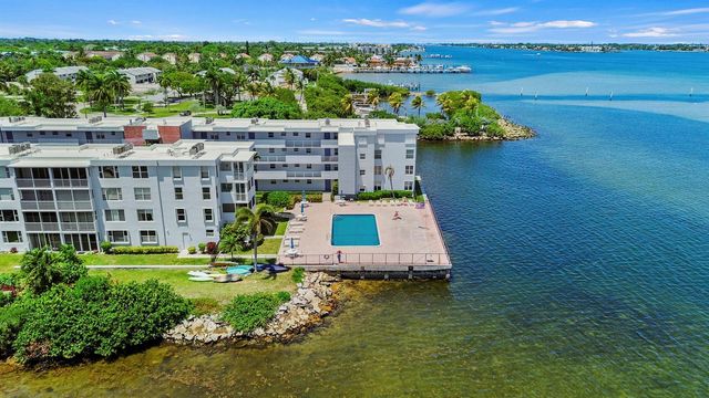 1820 New Palm Way 308, Boynton Beach, FL 33435