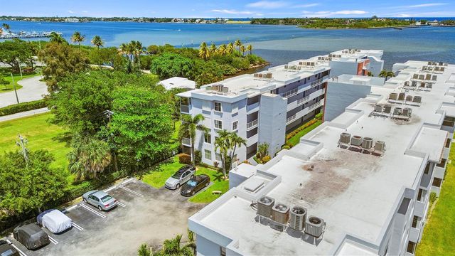 1820 New Palm Way 308, Boynton Beach, FL 33435