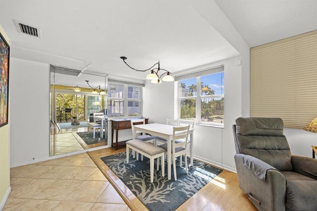 1820 New Palm Way 308, Boynton Beach, FL 33435
