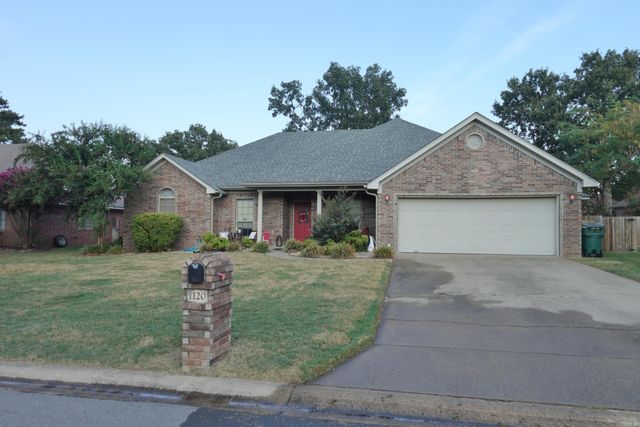 1120 Spatz Circle, Conway, AR 72034