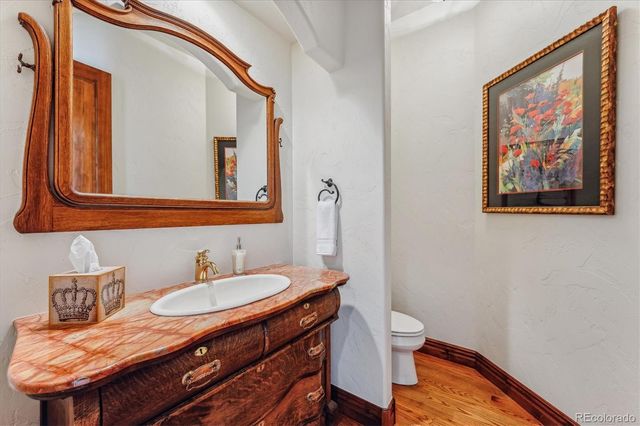 9560 Bear Claw Drive, Littleton, CO 80127