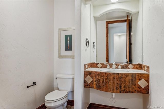 9560 Bear Claw Drive, Littleton, CO 80127