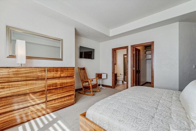 9560 Bear Claw Drive, Littleton, CO 80127