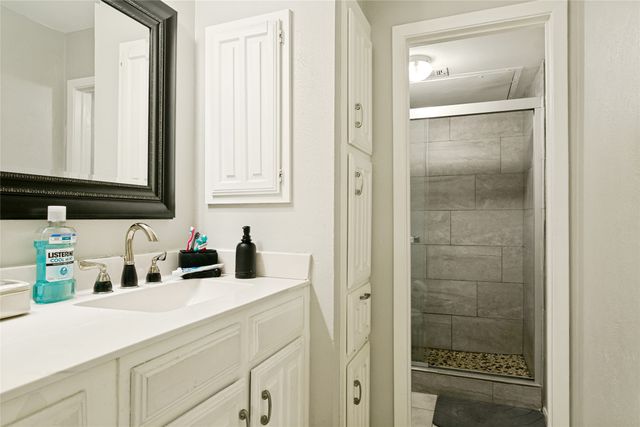 5626 Preston Oaks Road 9A, Dallas, TX 75254