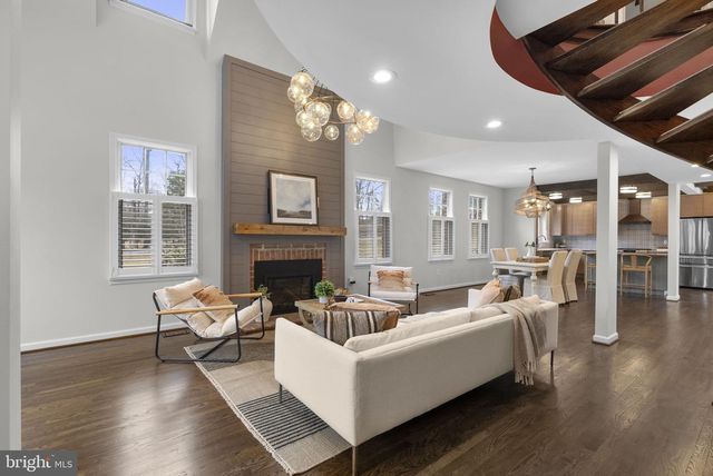 1100 S RIVER LANDING RD, Edgewater, MD 21037