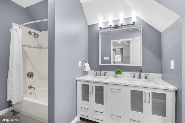 1100 S RIVER LANDING RD, Edgewater, MD 21037