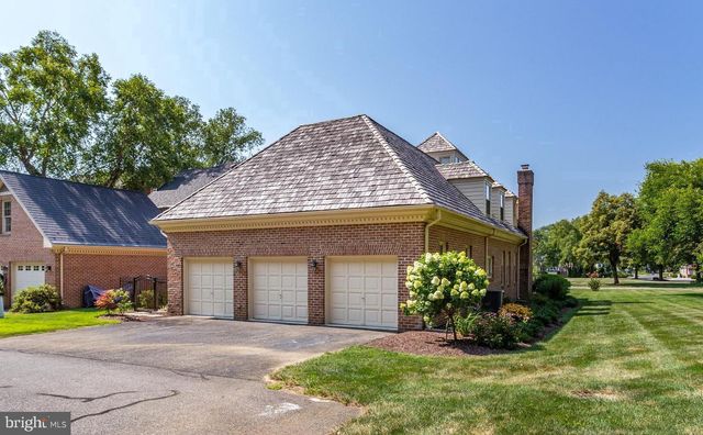 1100 S RIVER LANDING RD, Edgewater, MD 21037