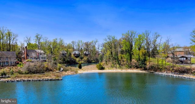 1100 S RIVER LANDING RD, Edgewater, MD 21037