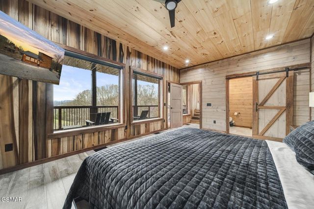 2459 Hawks Nest Way, Sevierville, TN 37862