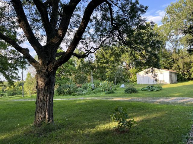 32115 Canada Avenue, Northfield, MN 55057