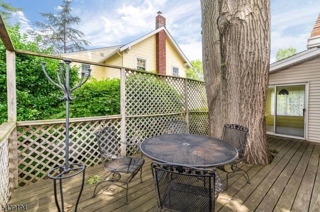 300 Van Buren Ave, Teaneck Twp., NJ 07666