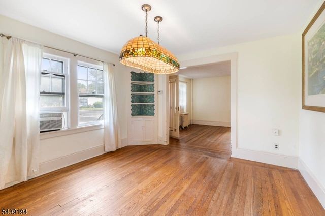 300 Van Buren Ave, Teaneck Twp., NJ 07666