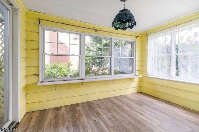 300 Van Buren Ave, Teaneck Twp., NJ 07666