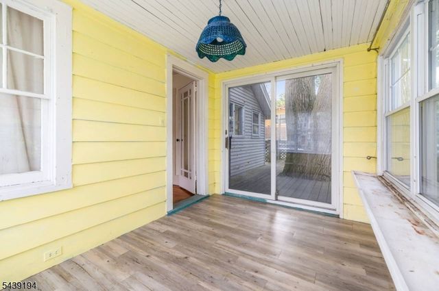 300 Van Buren Ave, Teaneck Twp., NJ 07666
