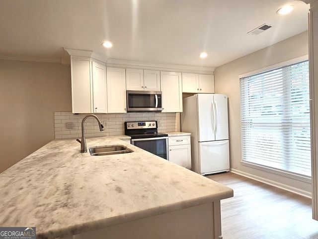 2270 Newport Landing, Alpharetta, GA 30009