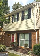 2270 Newport Landing, Alpharetta, GA 30009