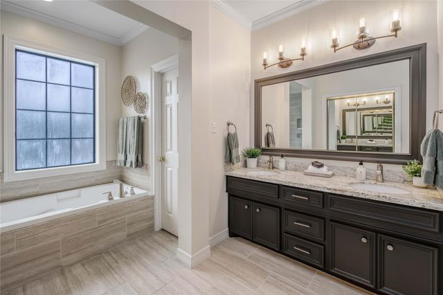 8419 Wildewood CIR, College Station, TX 77845