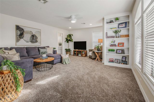 8419 Wildewood CIR, College Station, TX 77845