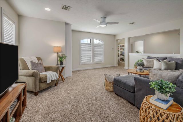 8419 Wildewood CIR, College Station, TX 77845