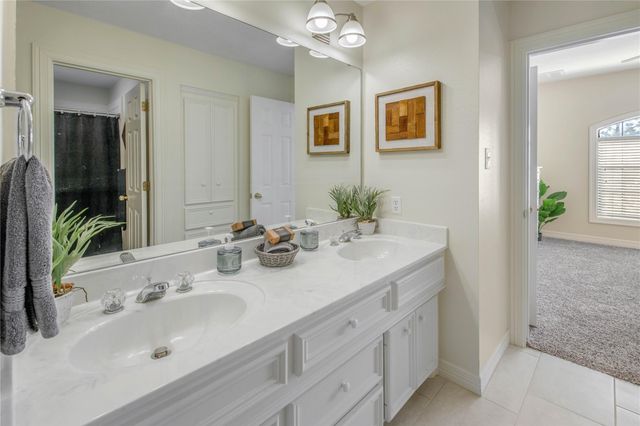 8419 Wildewood CIR, College Station, TX 77845