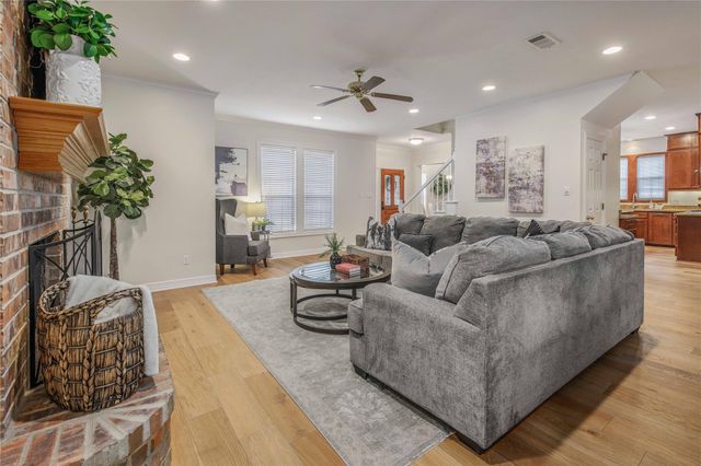 8419 Wildewood CIR, College Station, TX 77845