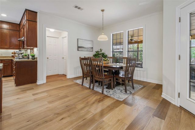 8419 Wildewood CIR, College Station, TX 77845