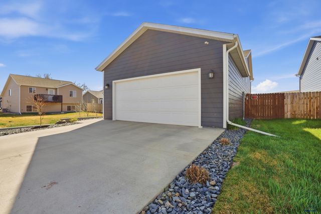 2237 PROVIDER BLVD, Rapid City, SD 57703