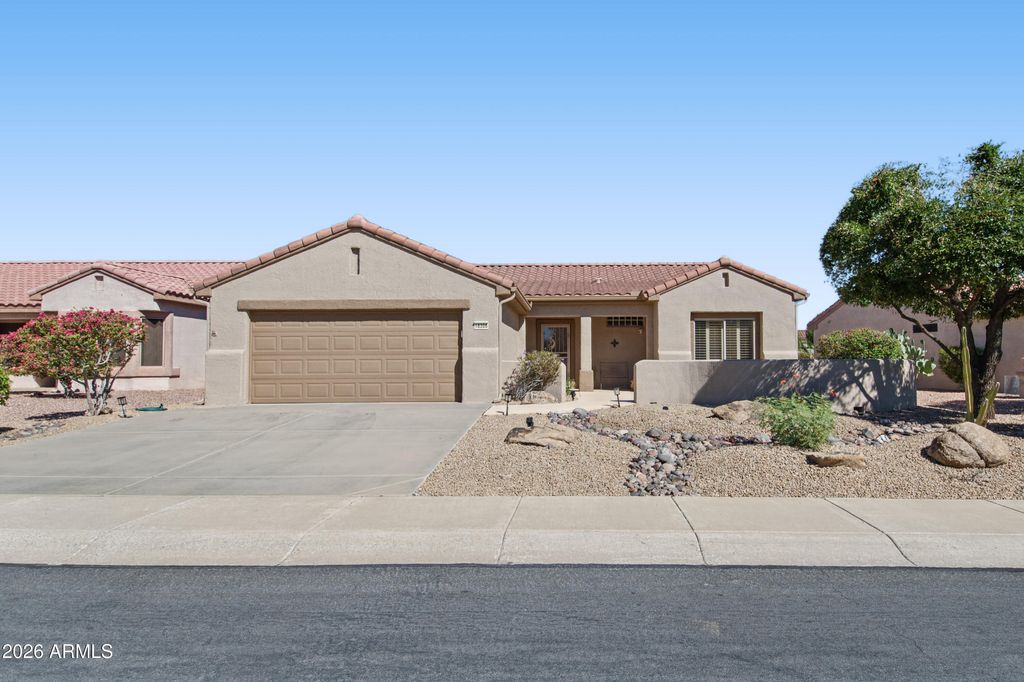 16306 W KEY ESTRELLA Drive, Surprise, AZ 85374 — exterior