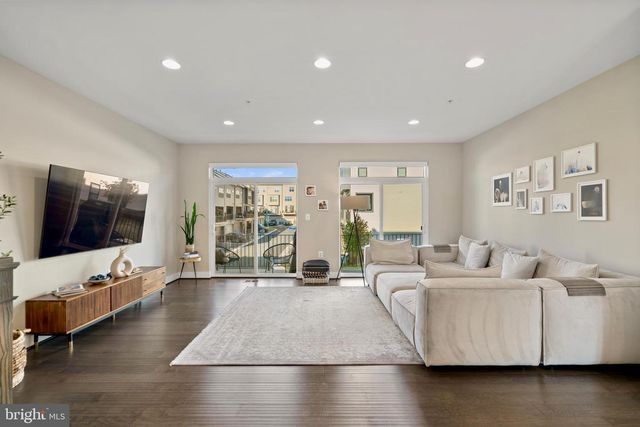 22966 CABRAL TER, Brambleton, VA 20148