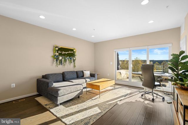 22966 CABRAL TER, Brambleton, VA 20148