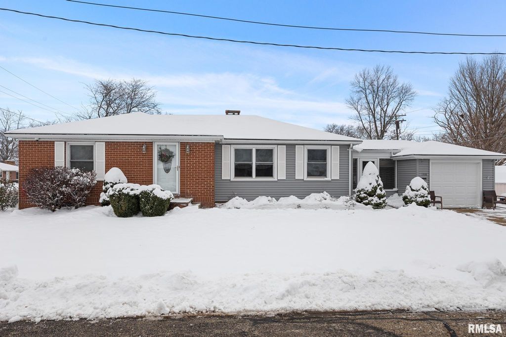 108 E CRESTWOOD Street, Morton, IL 61550