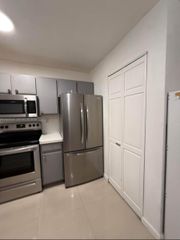 2198 NE 167th St 2198, North Miami Beach, FL 33162
