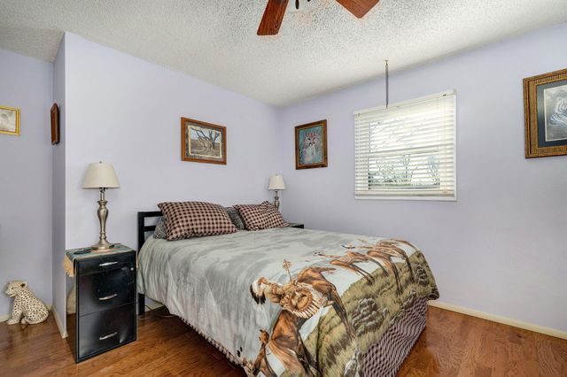 2240 W Alta Street, Springfield, MO 65810