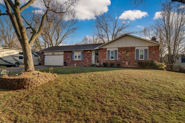 2240 W Alta Street, Springfield, MO 65810