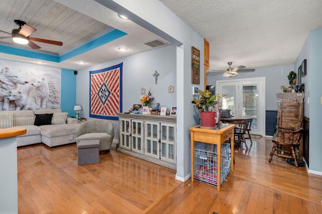 2240 W Alta Street, Springfield, MO 65810