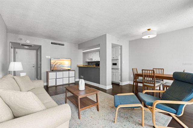 470 3RD STREET S 612, St Petersburg, FL 33701