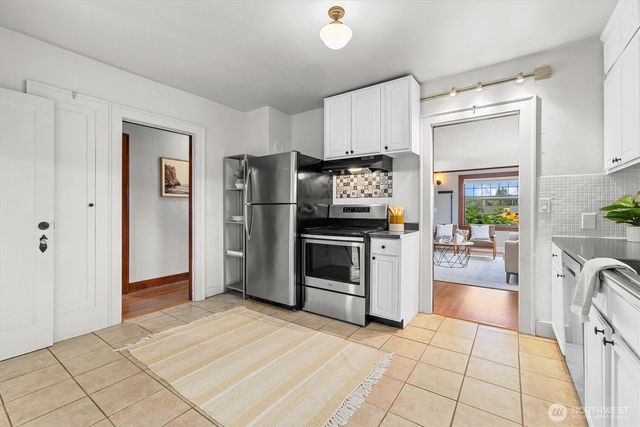 1211 N 3rd Street, Renton, WA 98057