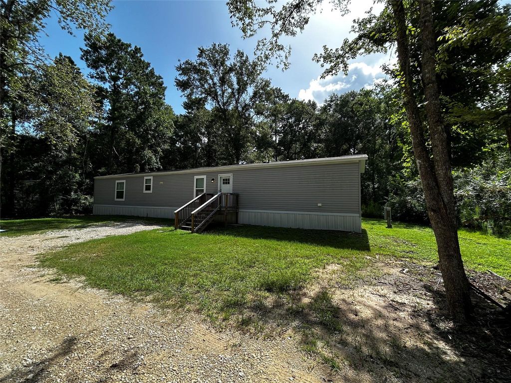 21191 Security Cemetary Road, Cleveland, TX 77328