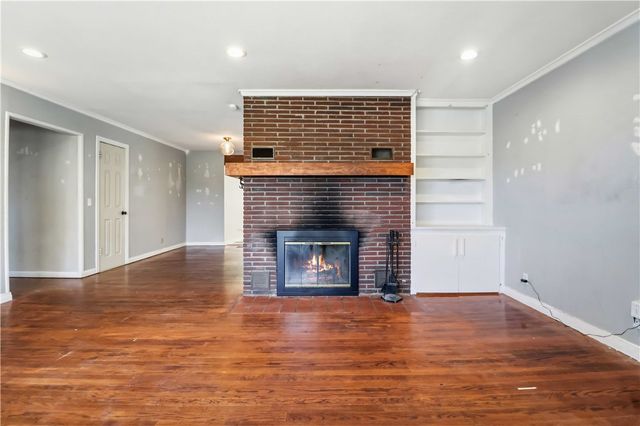 545 E North Street, Fayetteville, AR 72701