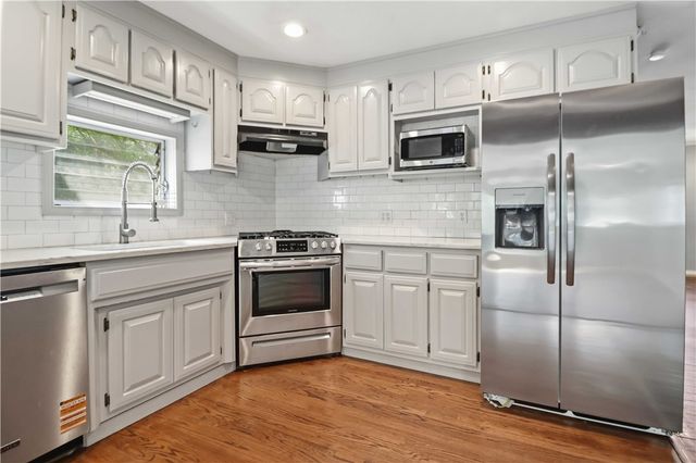 545 E North Street, Fayetteville, AR 72701