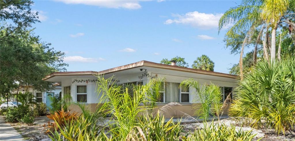 901 3RD STREET N 8, St Petersburg, FL 33701