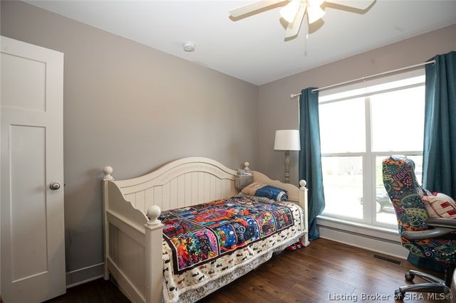 5412 Catalina Trail, Sellersburg, IN 47172