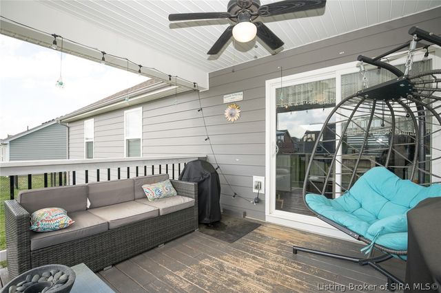 5412 Catalina Trail, Sellersburg, IN 47172