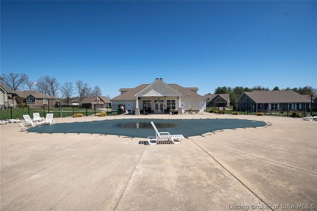 5412 Catalina Trail, Sellersburg, IN 47172
