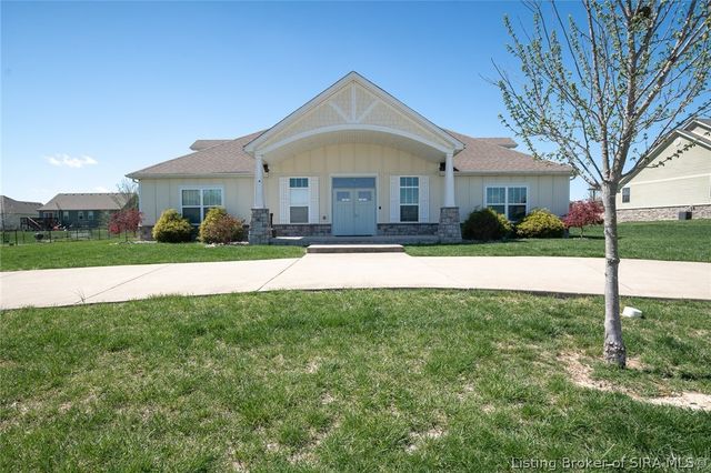 5412 Catalina Trail, Sellersburg, IN 47172